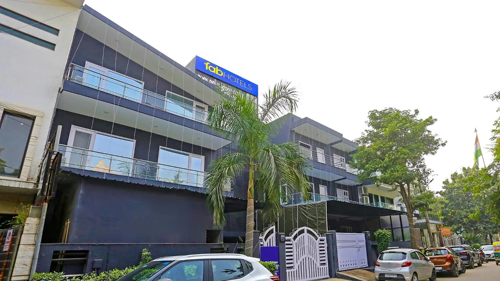 Fabhotel The Runner Gurgaon